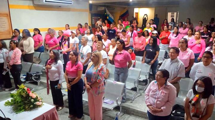 En Zamora inicia Cronograma Rosa con el foro “Tócate para Vivir”