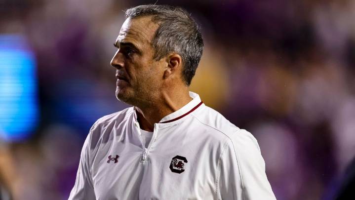 S. Carolina's Beamer pushes back on Virginia Tech vacancy rumors