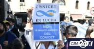 Ajuste en la ciencia: investigadores sufren ansiedad, desgaste y sobrecarga laboral