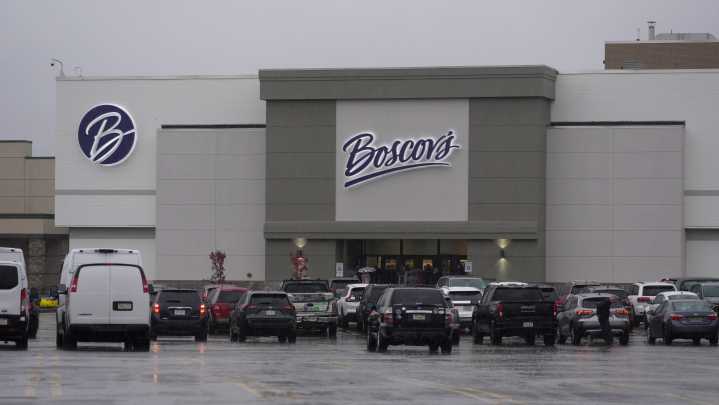 Boscov's opens its doors in Greece. See the video