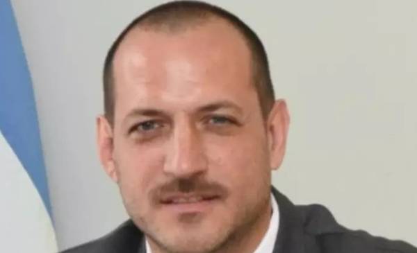 Hollmann: «Lo del PJ no fue un triunfo, sino una de las peores elecciones del peronismo»