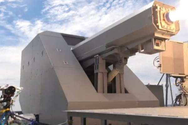 Japón dispara por primera vez un cañón electromagnético contra un objetivo naval real