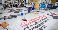 Las limpiadoras de la Universidad de Cádiz se encierran en Filosofía y Letras