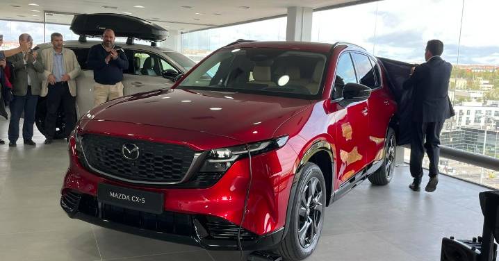 La crecida tercera generación del Mazda CX-5 se muestra por primera vez en España