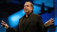 Salesforce CEO apologises for calling on Trump to deploy troops in San Francisco
