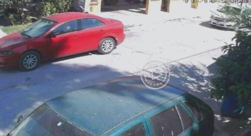 Parras de la Fuente: reportan robo exprés de vehículo a plena luz del día
