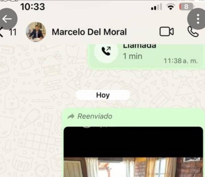 Investigan a un supuesto funcionario de Castro Barros por un arsenal y citan a un periodista