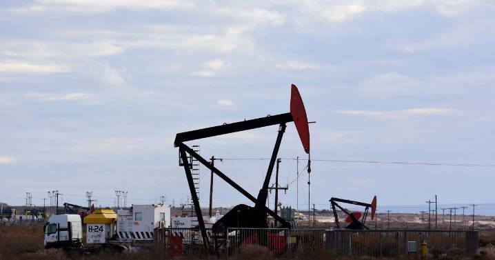 Neuquén proyecta un alza del 29% en la producción de petróleo para el 2026