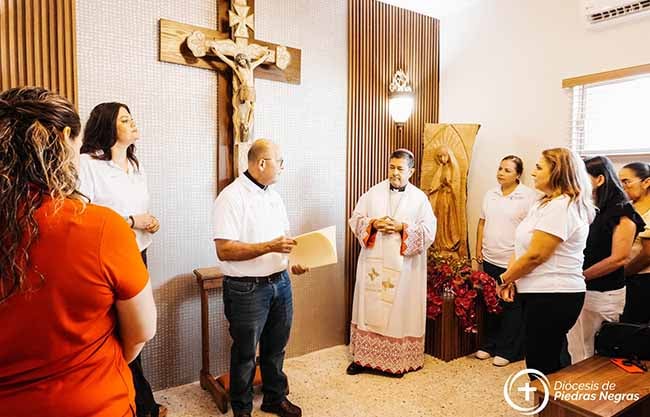 Realizan peregrinación por la mujer y la vida