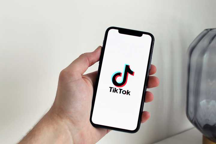 Police Arrest Man for Allegedly Making Threats to TikTok in Culver City