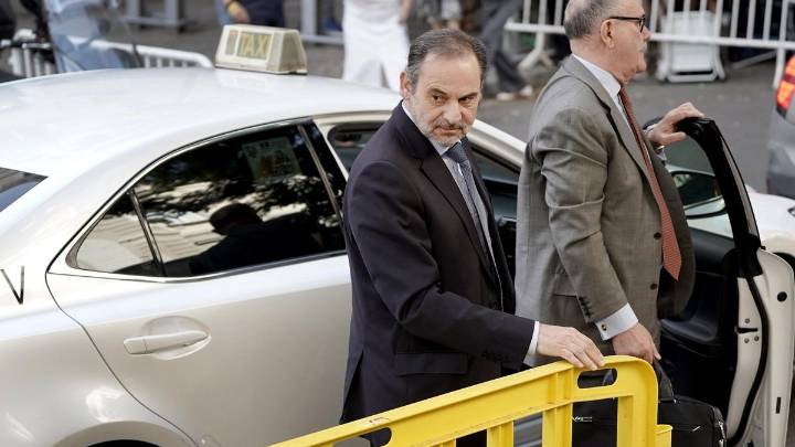 Ábalos renuncia a su abogado por "diferencias irreconducibles" a dos días de declarar en el Supremo