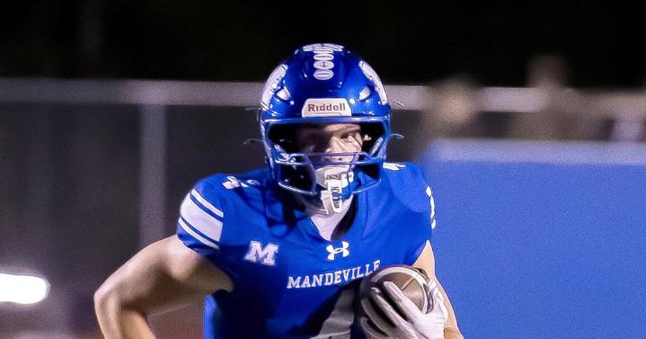 Live: High school football scores in the New Orleans area for Week 9 of the 2025 season