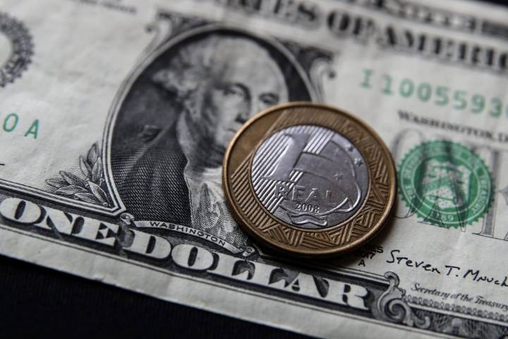 FMI: caída del dólar ha beneficiado a América Latina