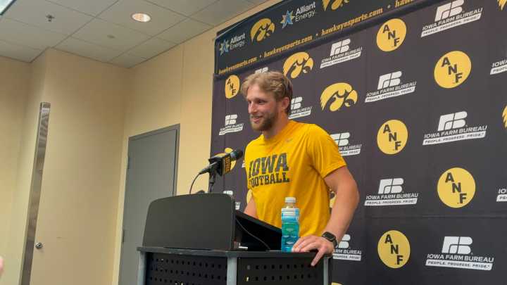 Video: Mark Gronowski delivers in clutch as Iowa beats Penn State