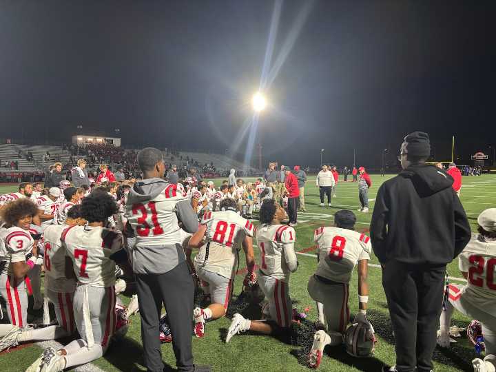 Kise Flannery shines, Catholic Memorial football routs Brockton