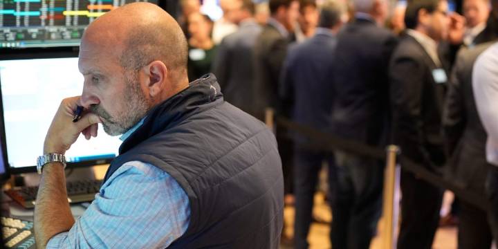Stocks shrug off government shutdown but bond yields sink on ADP payrolls report showing weak job growth and a huge August revision