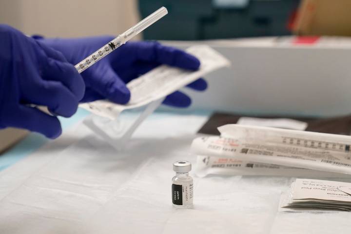 Residentes de California preocupados por costo de atención médica, según encuesta