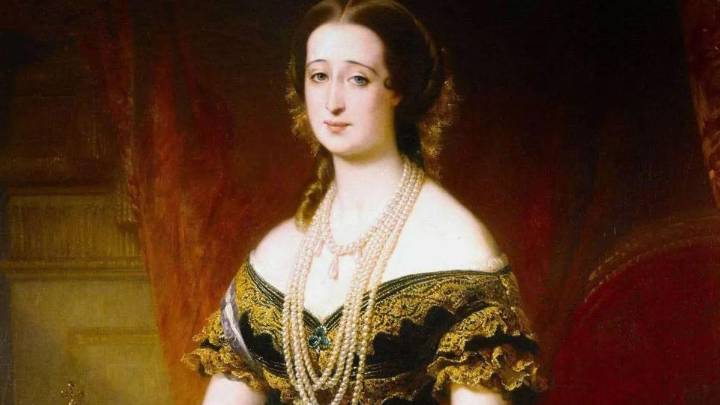 Eugenia de Montijo: la emperatriz española (y medio malagueña) a la que que el robo del Louvre ha vuelto a poner de actualidad