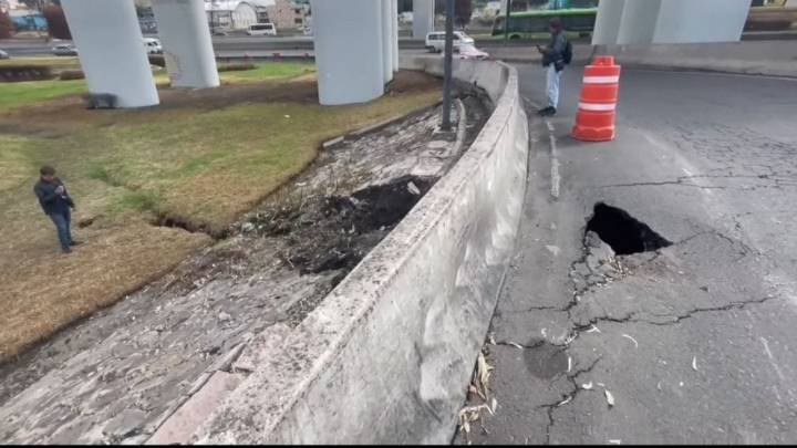 Se abre socavón en el lugar donde explotó pipa en Iztapalapa