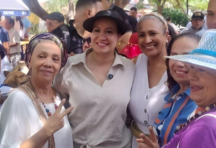 Carolina Corcho dialogó con líderes y comunidades en Santa Marta