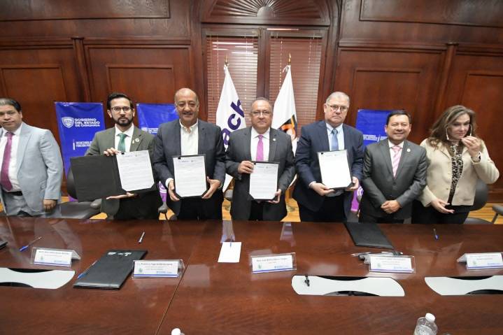 Otorgará la UACH becas a 120 empleados estatales para cursar Licenciatura y Maestría en Administración Pública