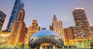 Chicago breaks summer tourism records with nearly $1 billion in hotel revenue