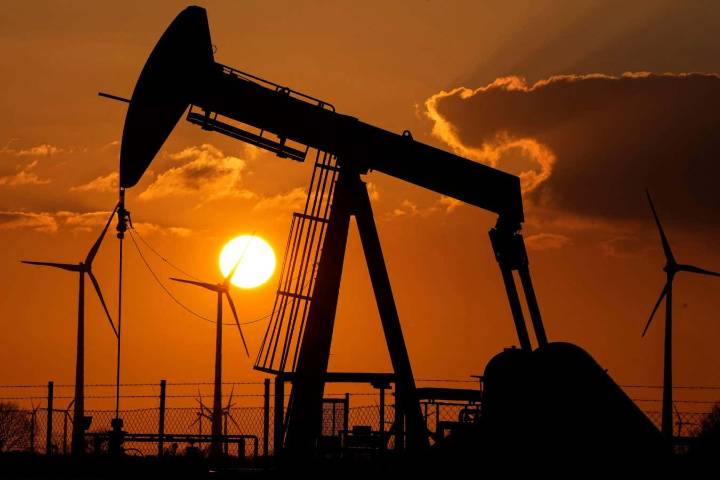 Top 250 oil and gas firms own just 1.5% of the world's renewable power