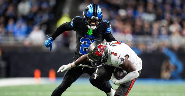 Detroit Lions Week 7 snap counts: How Lions managed McNeill’s debut, DB injuries