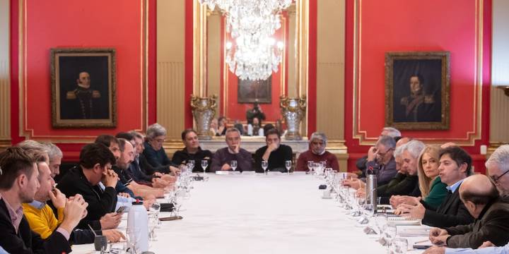 Kicillof reunirá a sus intendentes para delinear la etapa postelectoral y algunos pedirán emanciparse del kirchnerismo definitivamente