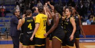 Deportes | El Hozono Jairis empieza la Eurocopa femenina mandando en Serbia