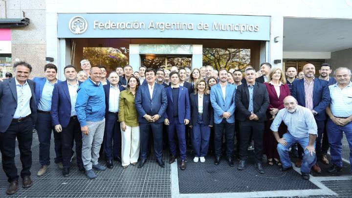 Más de 500 intendentes exigen al Gobierno nacional un cambio de rumbo