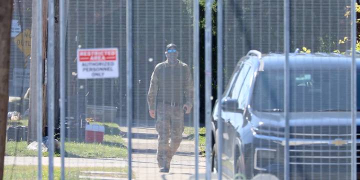 Trump asks U.S. Supreme Court to allow National Guard deployment in Illinois