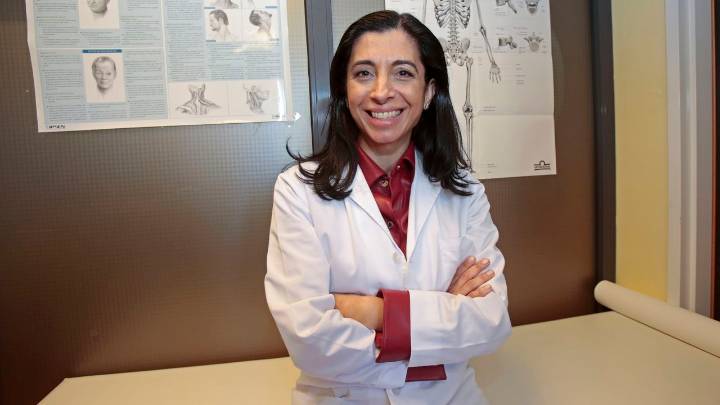 Marina Varela, anestesióloga: «Los pacientes preguntan a veces si es posible despertarse en una operación»