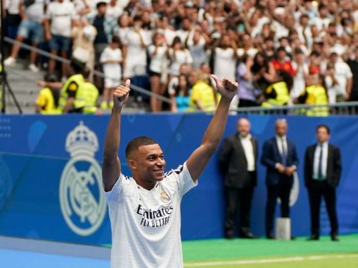 Kylian Mbappé logra un récord goleador de 11 partidos consecutivos