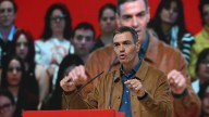 Sánchez se lanza al ciclo electoral y calienta el aniversario de la dana, pero sigue sin hablar de Puigdemont