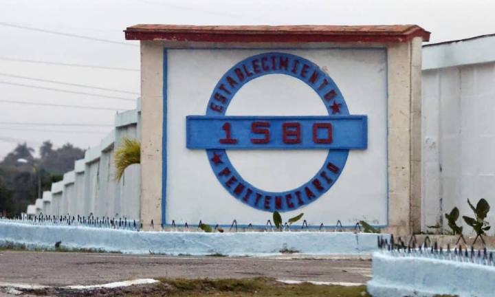 ONG reporta en septiembre 71 violaciones de derechos y cuatro muertes en cárceles de Cuba
