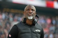 Broncos HC Sean Payton baffled by Aaron Glenn’s end-of-half clock management for Jets: ‘That’s unusual’ – Hartford Courant