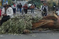 Coinciden marchas a favor y en contra del gobierno de Noboa