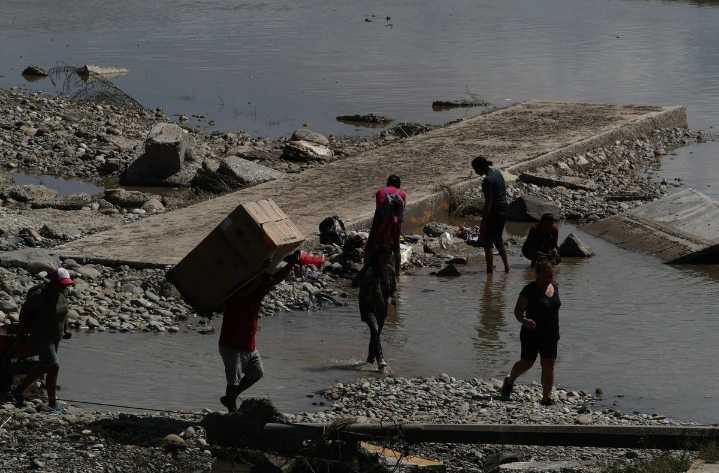 Suman 64 fallecidos y 65 desaparecidos por lluvias; Veracruz e Hidalgo, los más afectados