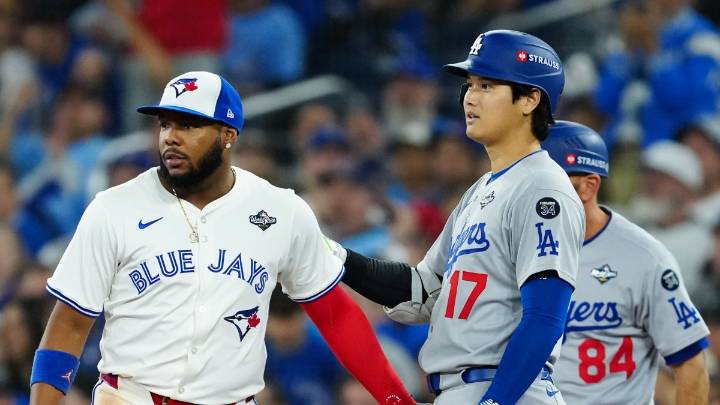 Live updates: Dodgers host Blue Jays for pivotal World Series Game 3