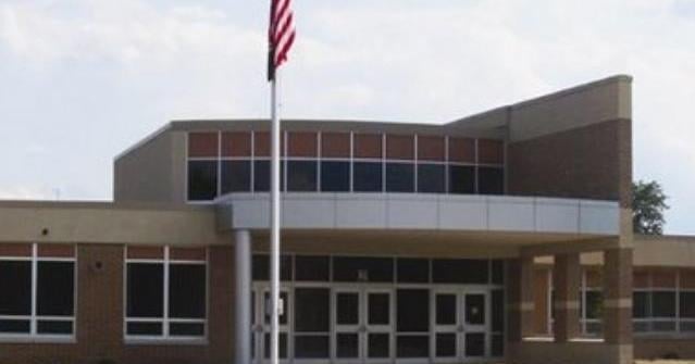 Former Mattoon school board member sues district for alleged retaliation