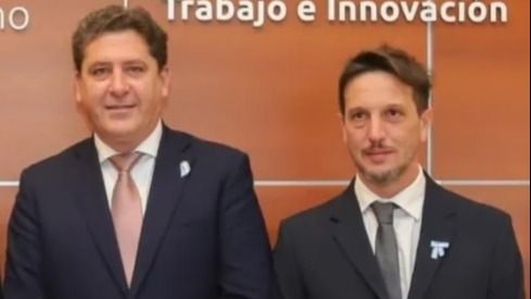 Mineros desempleados fueron recibidos por los ministros Perea y Fernández