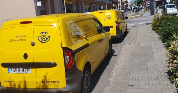 Roban la furgoneta de Correos en Consell durante el reparto de paquetes