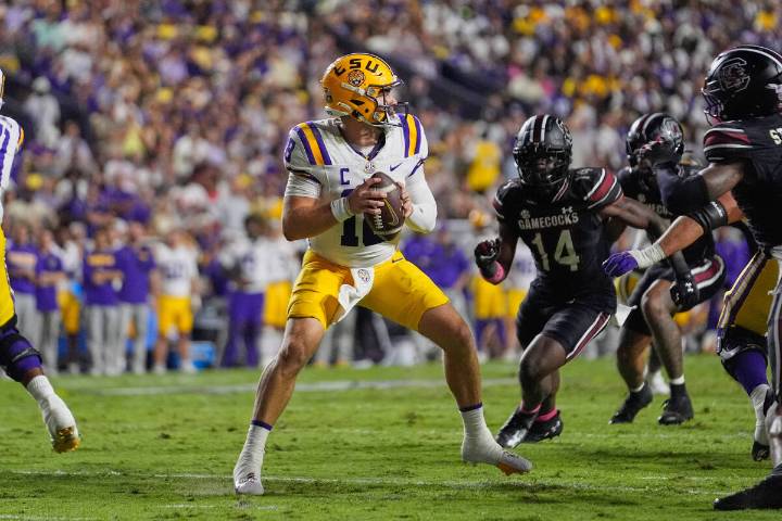 College football best bets, odds from Las Vegas handicappers for Week 9