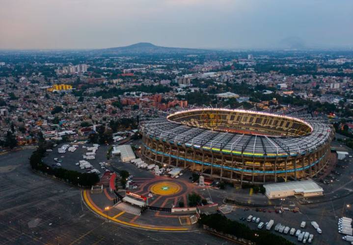Polémica por palcos del Estadio Azteca a meses del Mundial