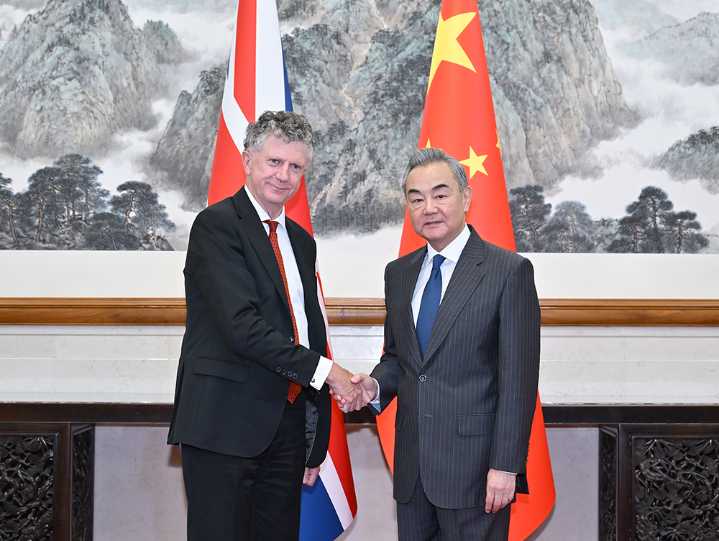 Did Jonathan Powell torpedo the China espionage trial?