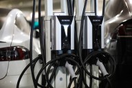 Fuel economy standards rewrite poised to deal a blow to EVs