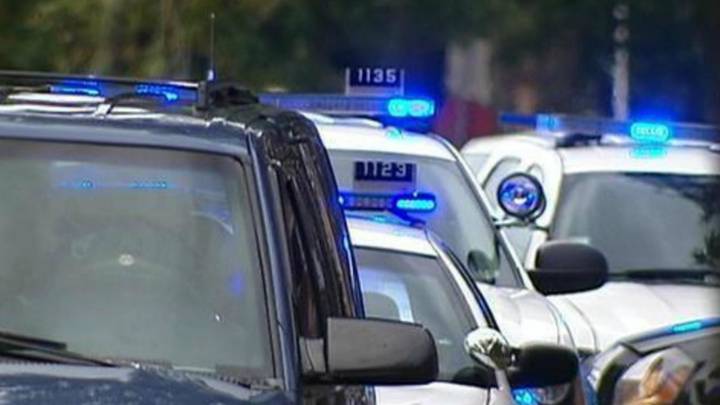 Man, 33, shot in car on Chicago's West Side