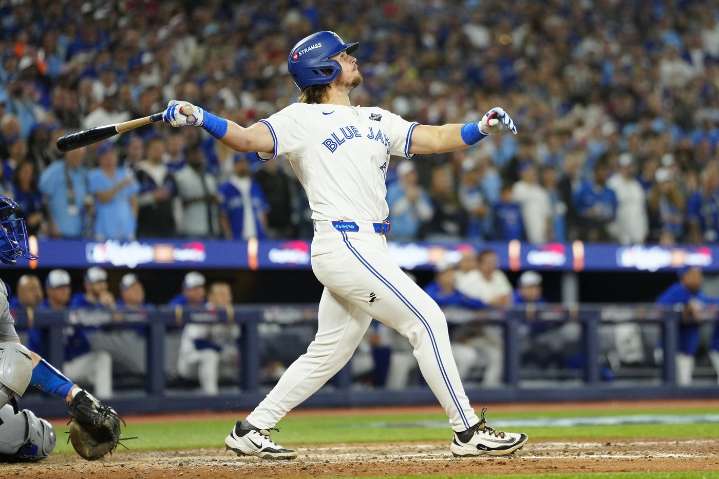 Barger’s career season continues with pinch-hit grand slam in Game 1 of World Series