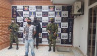 Servidor judicial del Caquetá destituido por hacerse pasar como fiscal para permitir la fuga de alias ‘El Enano’